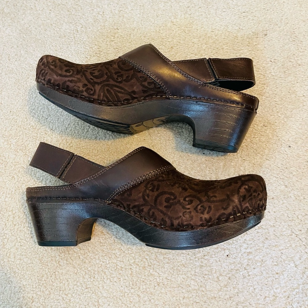 Dansko Brown Floral Suede Damask Sling Back Clogs